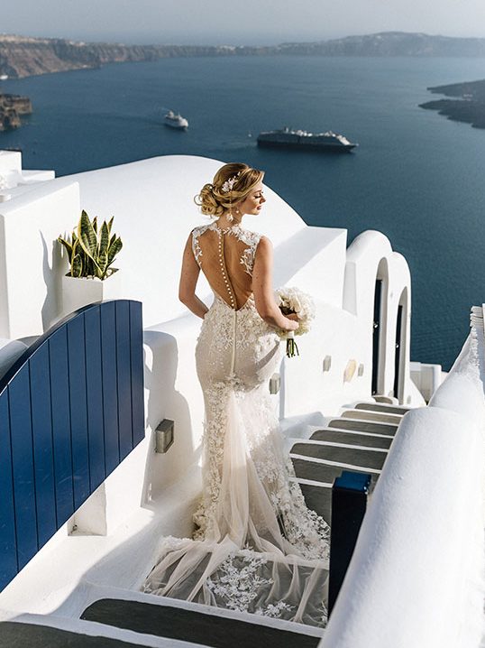 Wedding ceremony at the top of the caldera cliffs